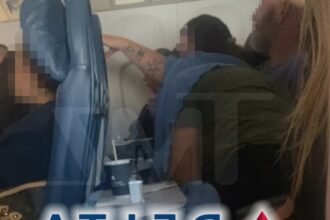 alleged mile high club couple comes under investigation in hawaii 68ad6aac99e77