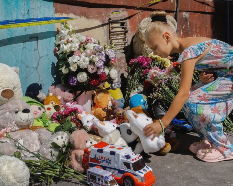 eu accuses putin of undermining peace talks after deadly strikes on kyiv 68b1d543a4781