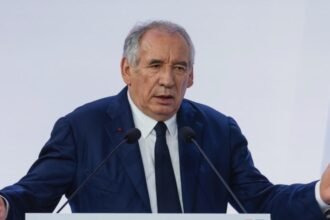 french prime minister to face potential ousting in high stakes confidence vote 68acbba69880b