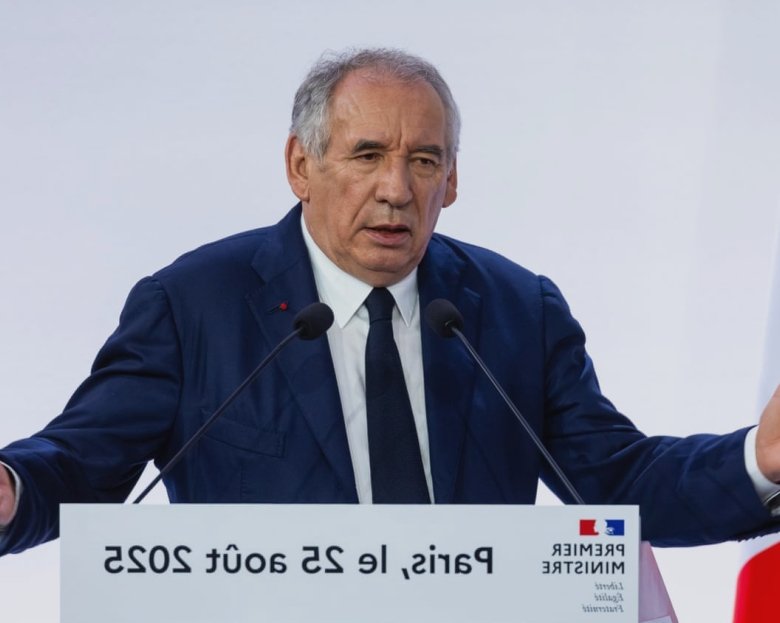 french prime minister to face potential ousting in high stakes confidence vote 68acbba69880b