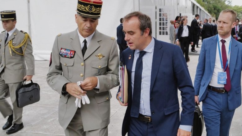 Liderii europeni se pregătesc pentru o posibilă confruntare militară, iar Franța a început organizarea centrelor de triere pentru soldații răniți 1 liderii ue se pregatesc de un potential razboi franta organizeaza deja centre de triere a soldatilor raniti 68b2ccb44970f
