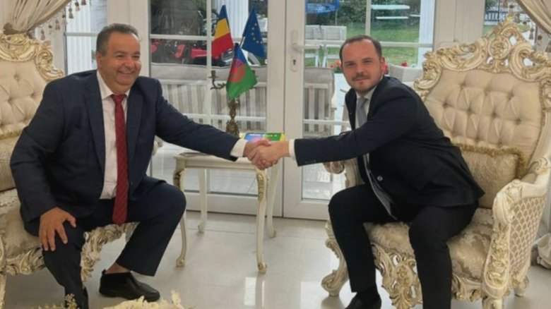 Întâlnirea ministrului Rogobete cu regele Cioabă: Sănătatea, prioritatea supremă a regalității 1 sanatatea a ajuns la palat ministrul rogobete in vizita la regele cioaba 68aa247b3abc5