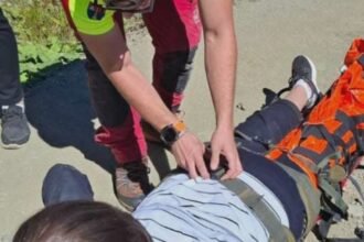 turista din constanta salvata de salvamontisti dupa ce s a accidentat pe munte 68b096b63ba88