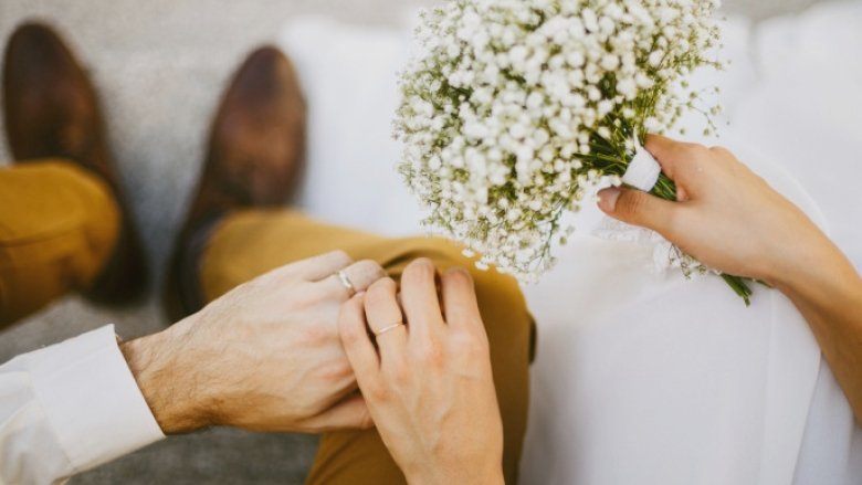 Nașii din mediul virtual: Cum își aleg tinerii cuplurile de susținere prin rețelele sociale 1 video caut nasi anuntul care a invadat retelele sociale cum au ajuns tinerii care vor sa se casatoreasca sa si caute nasii pe internet 68a94062530ae