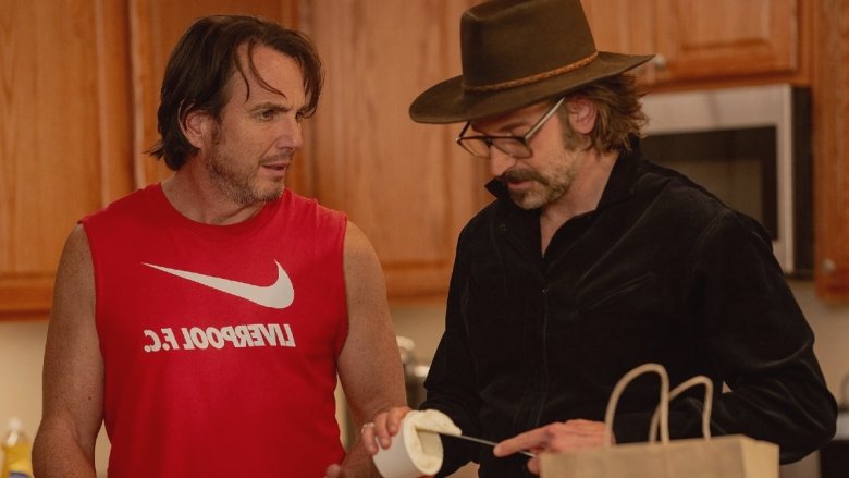 Will Arnett pătrunde în lumea stand-up-ului în teaserul pentru noua peliculă semnată de Bradley Cooper, „E o glumă sau nu” 1 will arnett pursues stand up comedy in trailer for bradley coopers is this thing on 68add811a8a30