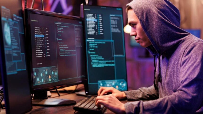 Tineri olandezi reținuți pentru spionaj în favoarea Rusiei, folosind un dispozitiv de interceptare a semnalelor Wi-Fi 1 adolescenti olandezi retinuti pentru spionaj in favoarea rusilor foloseau un dispozitiv wi fi sniffer 68da04a16180f