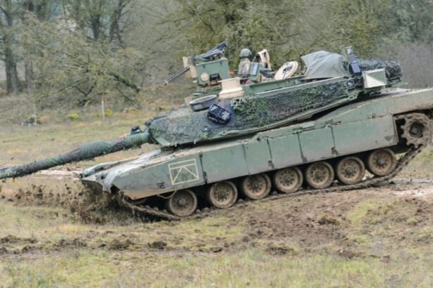 armata romaniei semneaza alte achizitii de tancuri americane abrams vehicule arme munitii echipamente si instruire in valoare de peste 8 miliarde de dolari 68db6559085ca