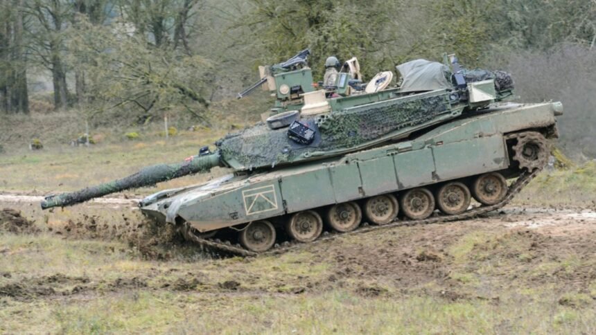 armata romaniei semneaza alte achizitii de tancuri americane abrams vehicule arme munitii echipamente si instruire in valoare de peste 8 miliarde de dolari 68db6559085ca