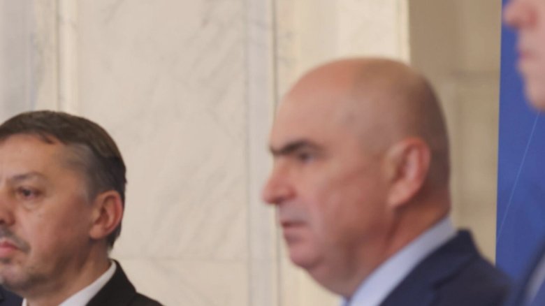Bolojan și David, sub atacul unui economist de prestigiu: austeritatea în educație ar putea genera consecințe devastatoare, „o manifestare a ignoranței profunde” 1 bolojan si david pusi la punct de un renumit economist roman austeritatea din invatamant poate avea consecinte negative ireversibile o forma de prostie concentrata 68b80beda3607