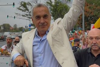 calin georgescu poporul francez arata ca drepturile se iau nu se dau zidurile minciunii vor cadea la bruxelles bucuresti si chisinau 68c1481d6eb2c