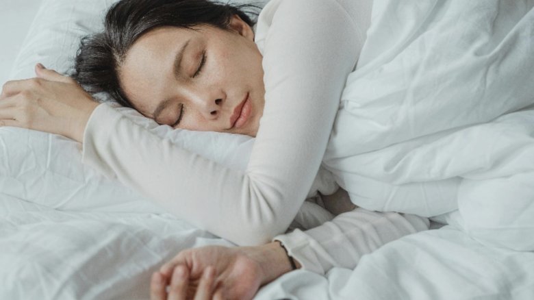 care este ora ideala pentru a merge la culcare ce spun studiile 68b7c5b3d2d0e