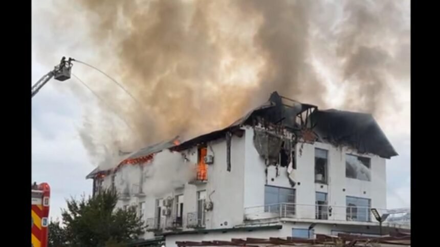 cauzele incendiului de la hotelul din prahova investigate de politie si procurori a fost solicitata prezenta unor experti de la insemex petrosani 68da7413d5a16