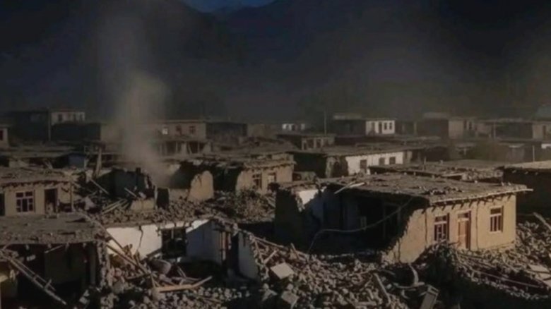 Catastrofă în Afganistan: peste 500 de morți și 1.000 de răniți, alertă internațională de gravitate maximă 1 cutremur devastator in afganistan peste 500 de morti si 1 000 de raniti s a emis alerta portocalie internationala foto video 68b537ba37d7b