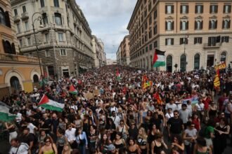 disruption across italy as tens of thousands protest against gaza war 68d15dd47a395