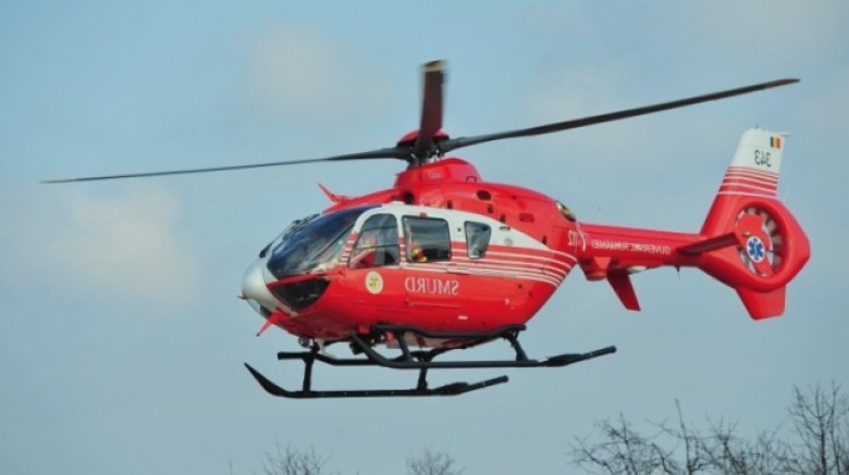 doi copii raniti intr un accident rutier grav pe dn 1 d in judetul prahova a fost solicitata interventia elicopterului smurd 68b5d0fa8944c