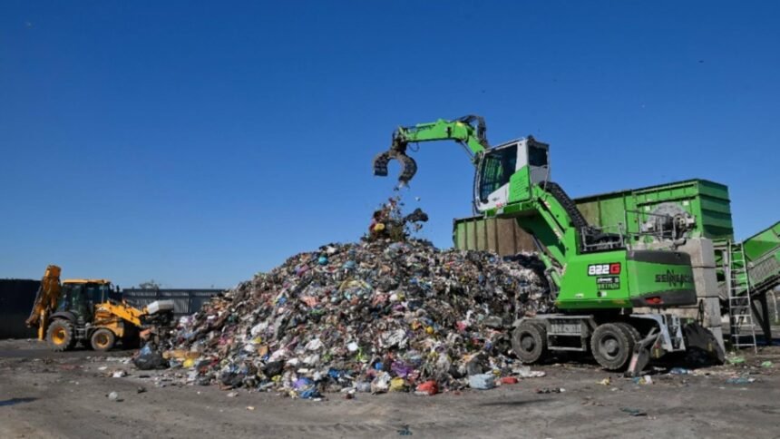 Eco Sud SA se alătură Zilei Naționale a Curățeniei 2025, sprijinind inițiativa Let's Do It, România, prin infrastructura CMID Vidra și la nivel național 1 eco sud sa si a pus la dispozitie infrastructura de la cmid vidra si din tara in calitate de partener principal al lets do it romania ziua de curatenie nationala 2025 68d270a46173c
