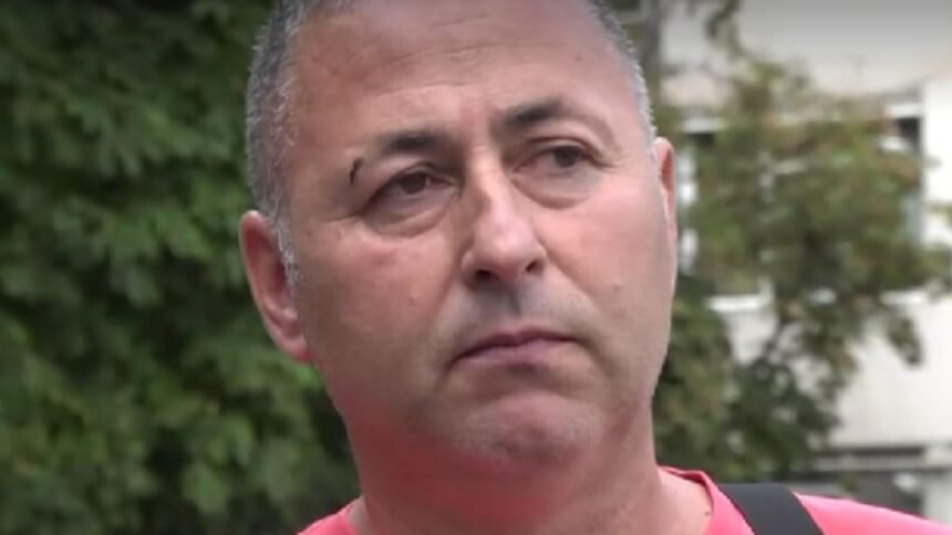 Elevul care a avut un incident cu profesorul de educație fizică a depus o plângere pentru „disconfort la încheieturi” cum au reacționat colegii săi profesori 1 elevul care a agresat un profesor de educatie fizica depune plangere pentru dureri la incheieturi cum a reactionat cadrul didactic 68c1bdfce697e