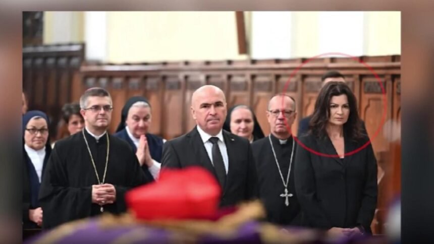 Ilie Bolojan își face apariția publică alături de partenera sa, în timp ce premierul evită să se pronunțe asupra tragediei de la Iași 1 ilie bolojan a aparut prima oara public alaturi de iubita premierul evita sa vorbeasca despre tragedia de la iasi 68d8f11ea47c3