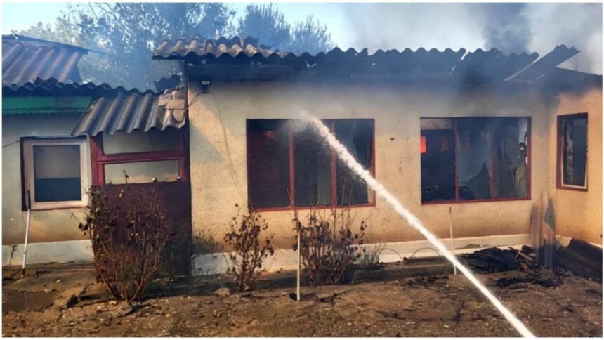 incendiu masiv de vegetatie in giurgiu flacarile s au extins la 11 gospodarii trei case au fost grav afectate 68bb30b378bd8