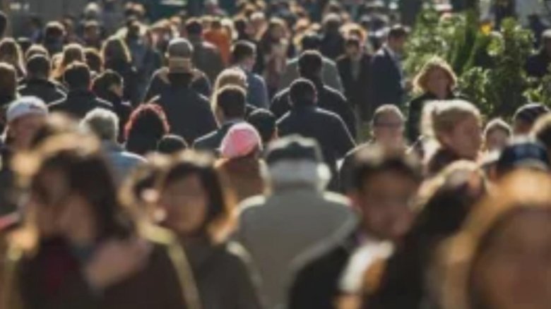 Românii și viziunea asupra Uniunii Europene: sub 50% au o părere favorabilă, însă majoritatea recunosc avantajele apartenenței 1 mai putin de jumatate dintre romani au o imagine pozitiva despre ue dar doua treimi recunosc avantajele apartenentei la uniune sondaj 68b7e29fec45c