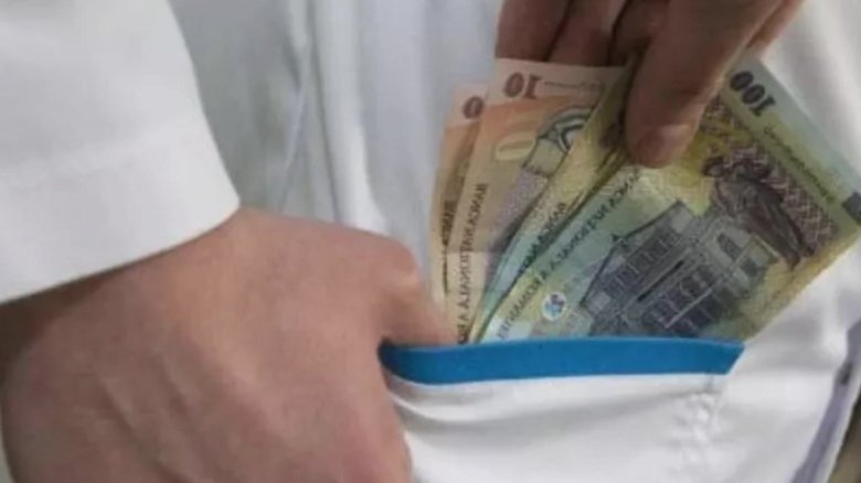 medic din timis retinut de procurori ar fi luat mita de la 32 de pacienti timp de peste un an 68b880ae10d87
