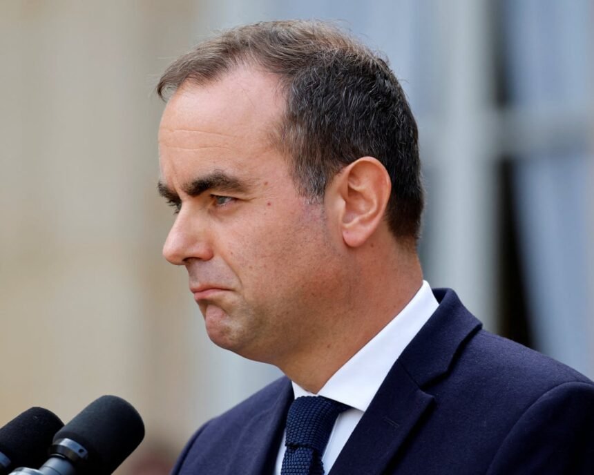 Noua echipă de conducere a Franței, condusă de Sébastien Lecornu, aduce o revoluție în strategia politică actuală 1 new french pm sebastien lecornu promises profound break with past politics 68c1b57b3c41b