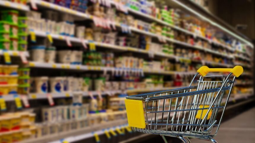 Tensiuni în coaliție privind limitarea adaosurilor comerciale: românii simt déjà impactul scumpirilor în magazine 1 plafonarea adaosului la alimente continua sa fie marul discordiei in coalitie romanii simt deja preturile mai mari la raft 68d23952272a9