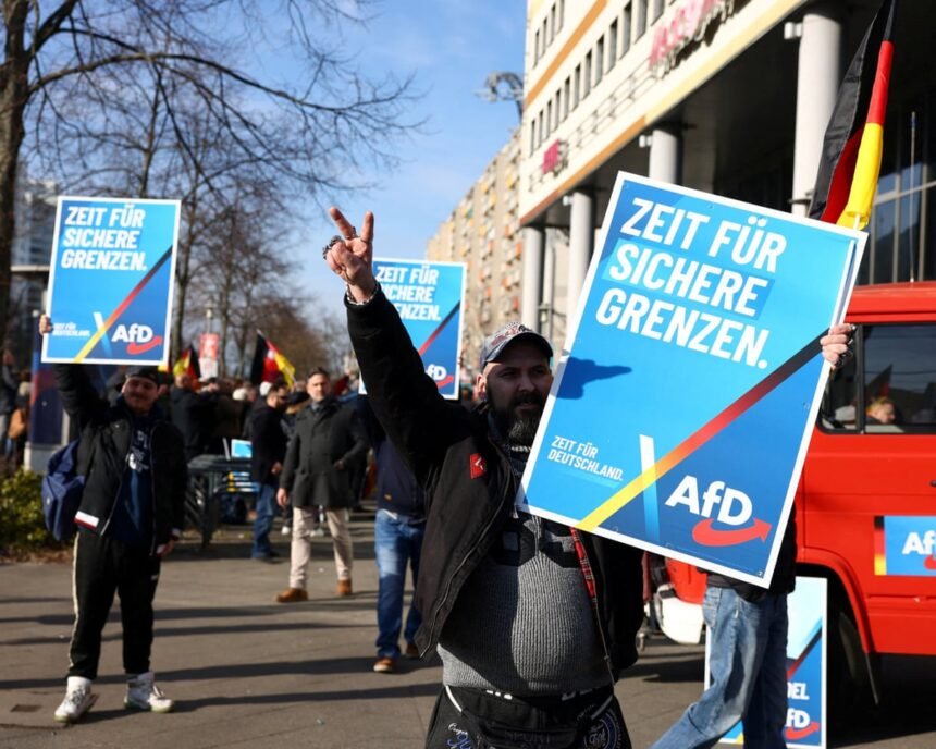 Politicienii din peste 51 de țări își îndreaptă discursul împotriva comunității LGBTQ+ în campaniile electorale, arată un studiu realizat de o organizație nonguvernamentală 1 politicians in at least 51 countries used anti lgbtq rhetoric during elections ngo finds 68c262cb34eb1