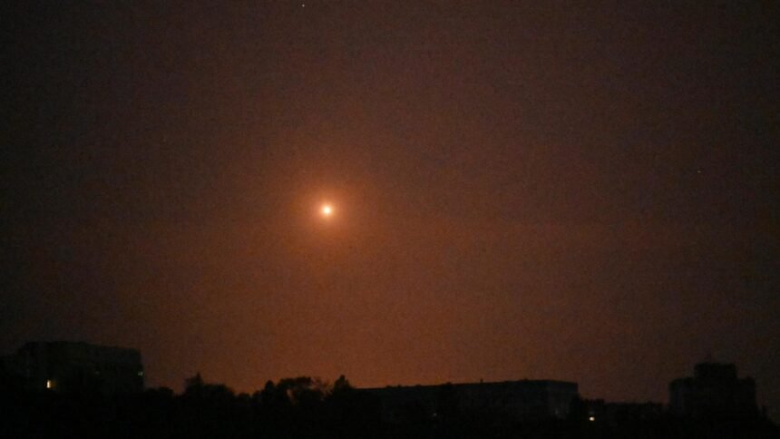 razboi in ucraina ziua 1301 atac rusesc masiv asupra orasului zaporojie un mort si 13 raniti intre care un copil live text 68c90a513aa5f