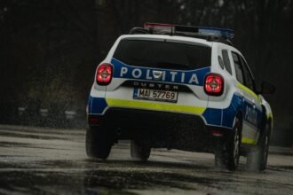 reactia politiei dupa ce george simion ar fi tinta unor amenintari in stilul charlie kirk libertatea de exprimare nu acopera amenintarile online sesizarea victimei e obligatorie 68c7cf7daf811