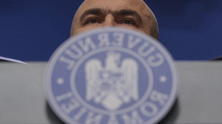 Bolojan, impresionat de impactul reformei sale administrative, iar Nicușor Dan a scos la iveală cifrele relevante 1 surse bolojan nu a stiut care este impactul propriei reforme din administratie nicusor dan i a calculat pe hartie 68b6f9747c0dc