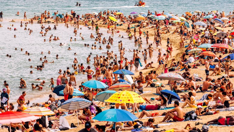 Viitor incert pentru turismul românesc: majorarea TVA-ului la 21% din 2026 ar putea fi o lovitură cruntă pentru hotelieri 1 video scenariu sumbru pentru turismul romanesc tva ul ar putea fi marit la 21 din 2026 reactia hotelierilor ar fi o lovitura dramatica 68c3db3b58f6f