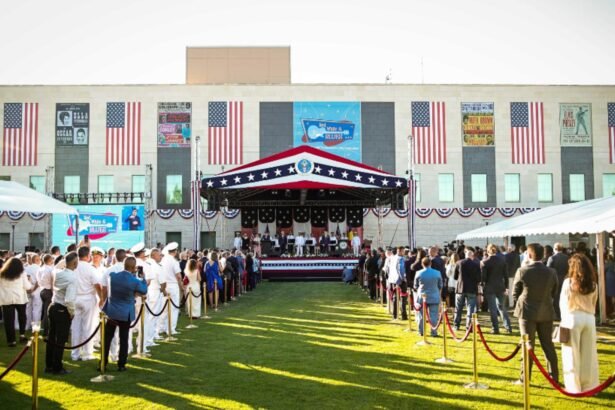 ambasada sua la bucuresti anunta intreruperea temporara a actualizarilor pe facebook din lipsa de fonduri 68dcecc016f5e