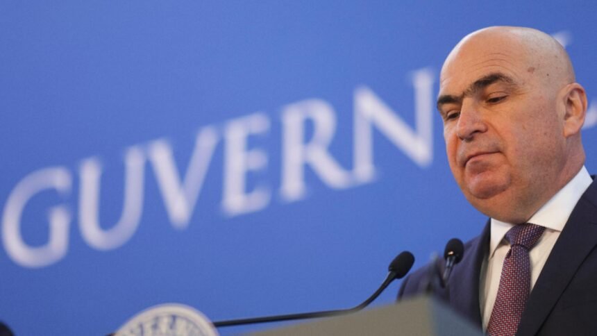 bolojan a pus ochii pe concediile medicale si puntile dintre craciun si anul nou ce li se pregateste bugetarilor 68dfbed2e0a6e