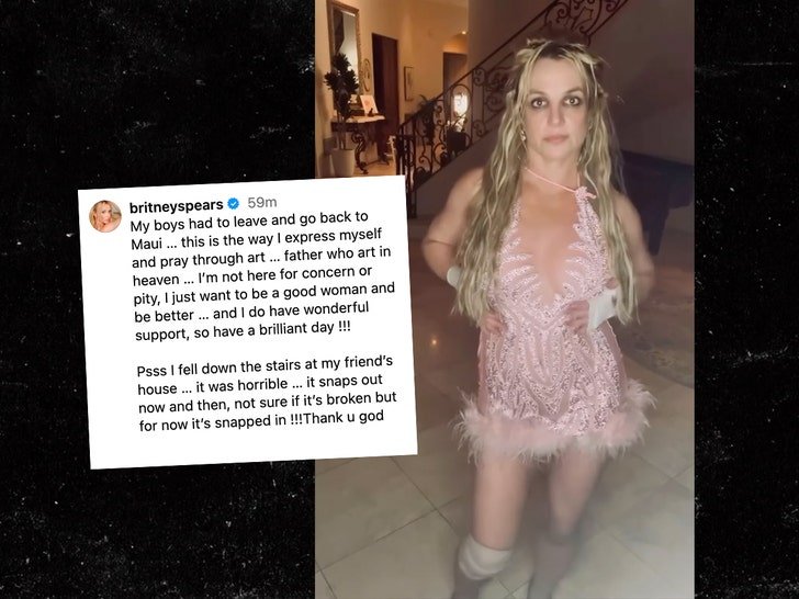 britney spears says she fell down stairs knee snaps out occasionally 68e30d348c53d