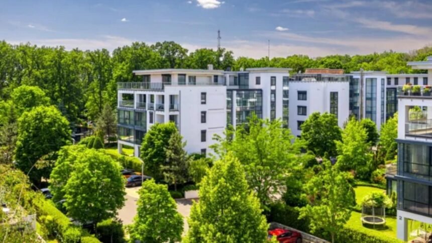 complexul stejarii in centrul unui scandal monstru acuzatii de evaziune frauda si retele oculte in imperiul lui tiriac arhitectura influentei din insula fiscala din nordul capitalei 68e4f7b786035