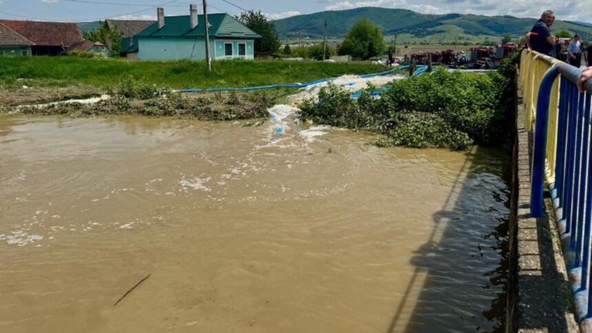 Constanța, în stare de alertă. Prefectul confirmă că totul este sub control, iar până la ora 19, drumurile vor fi accesibile 1 constanta sub cod rosu prefectul judetului spune ca situatia este sub control iar pana la ora 19 drumurile vor fi practicabile 68e61ba9c8609