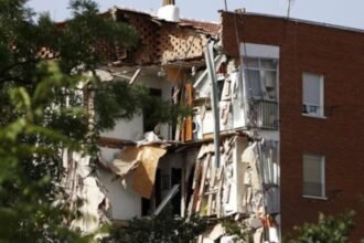 dezastru in centrul madridului mai multe persoane date disparute trei ranite dupa ce o cladire s a prabusit 68e520f1a410c