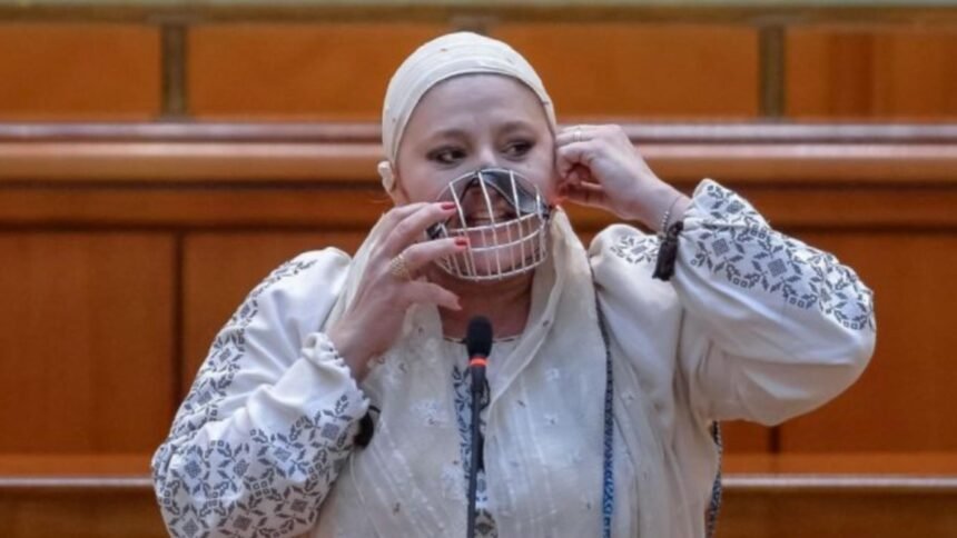 Diana Șoșoacă apare astăzi în fața anchetatorilor de la Parchetul General 1 diana sosoaca este asteptata astazi la audieri la parchetul general 68e373bdda279