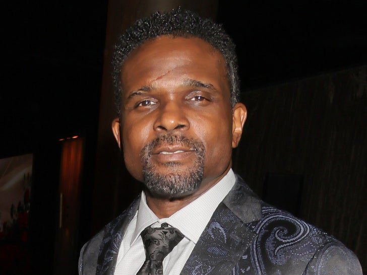 family matters alum darius mccrary arrested near california mexico border 68e967c2b0bc9