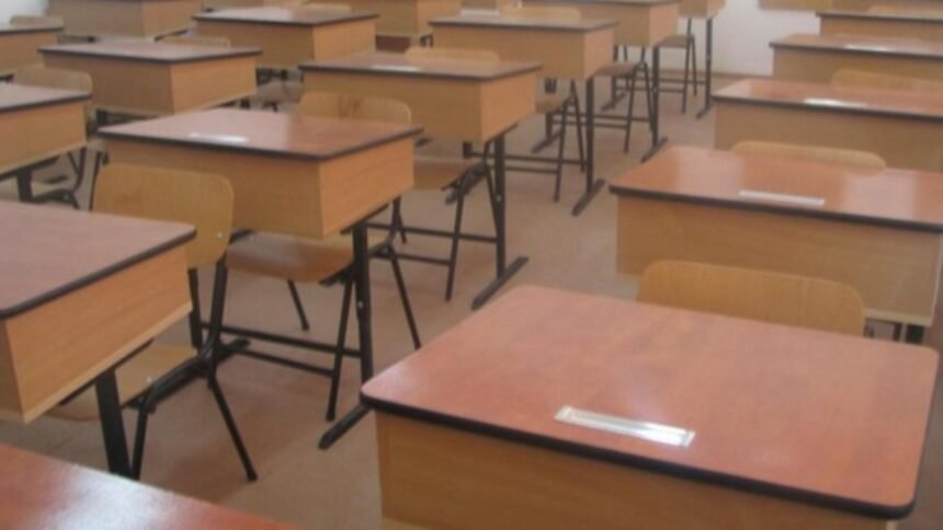 inchiderea scolilor luata in calcul si in judetul ialomita din cauza codului rosu de ploi abundente sedinta cruciala marti dimineata 68e4a1388237c