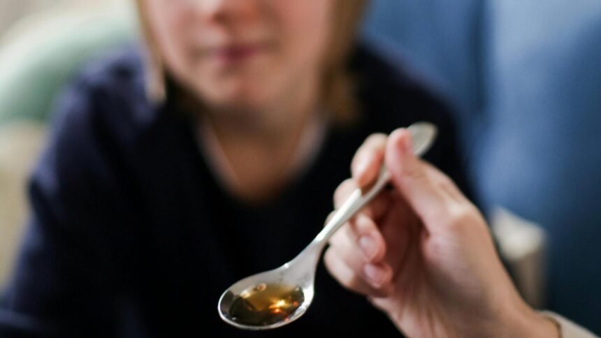 mai multi copii au murit dupa ce au fost tratati cu sirop de tuse toxic in india 68e2dba26b8d7