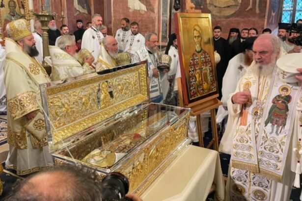 moment istoric pentru ortodoxia din romania dumitru staniloae este proclamat sfant video 68e1094881c5b