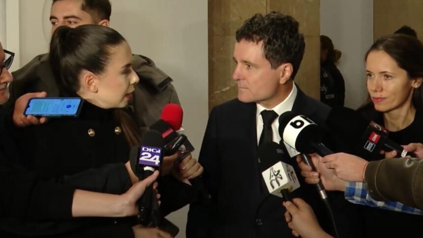 nicusor dan fuge de intrebarile jurnalistilor realitatea plus refuza sa raspunda de ce se implica direct in dosarele din justitie video 68e00af644a7f