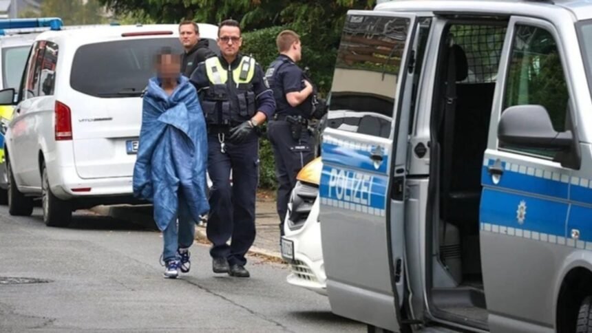 o primarita a fost injunghiata in propria locuinta de fiica sa adoptiva politia germana nu exista un motiv politic 68e733e273e0f