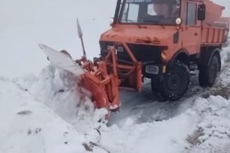 transalpina ramane inchisa din cauza ninsorii stratul de zapada masoara 40 de centimetri 68e386bae9e15