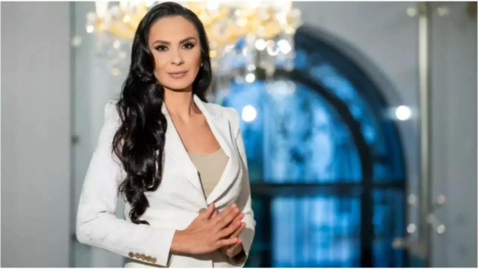 alexandra pacuraru mesaj de unitate nationala catre romani zidurile urii si dezbinarii trebuie sa cada video 692c31df05a2e