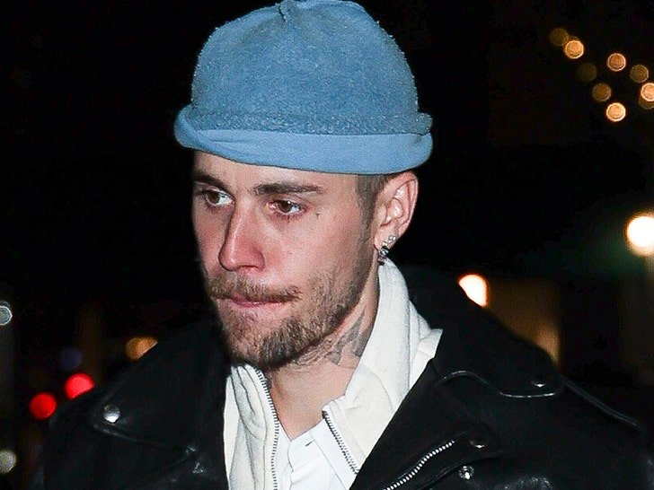 justin bieber hurts ribs in electric skateboard fail 691a689112a28