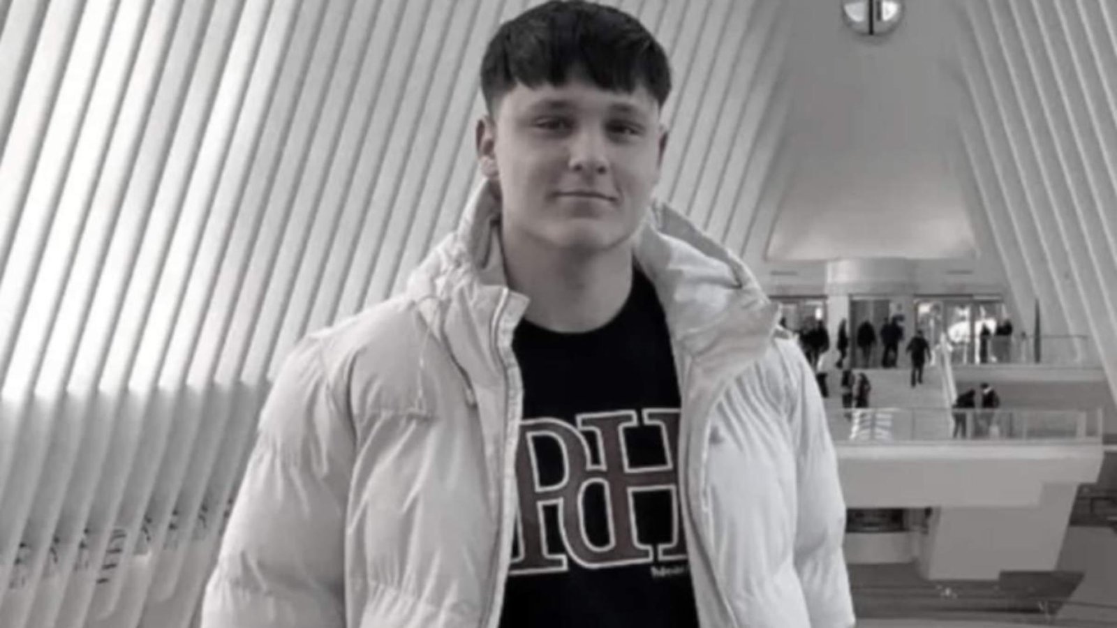 tanar roman de 18 ani mort intr un accident cumplit in spania soferul vinovat a fugit de la locul tragediei 6925eb03996e3