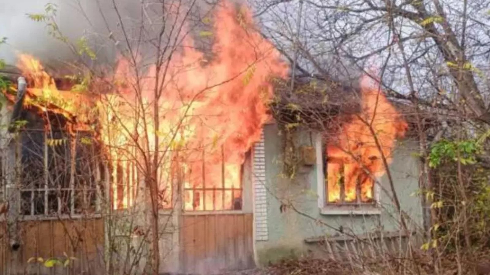 tragedie cumplita in vaslui o persoana a fost gasita carbonizata dupa un incendiu care a mistuit intreaga casa 6922221d56a8f